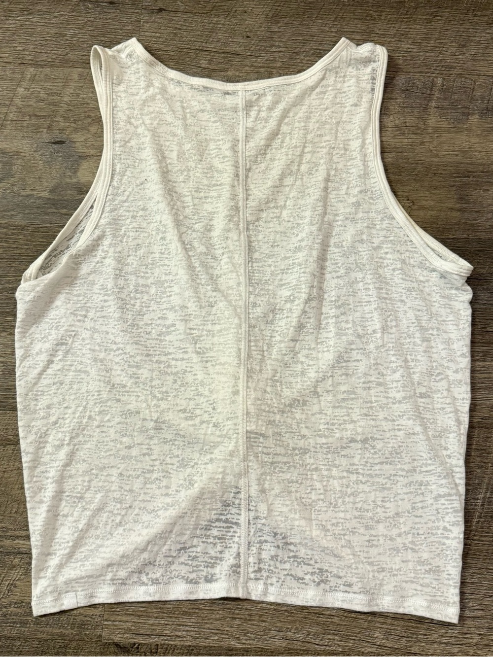 Lululemon Breeze Through Twist Tank - Picture 4 of 4